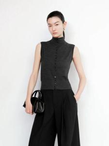 เสื้อสเวตเตอร์ถักแขนกุดผู้หญิงเออนิสันยามิฤดูร้อนปี 2025 เสื้อผ้าทำงานแบบสวมหัวคอตตอนเนื้อนุ่มสบายๆ