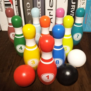Childrens Wooden Bowling Game Toy Early Education Intelligence Ball Game for 3-6 Years Old Boys And Girls Play Equipment
