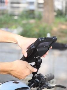 GUB 17 Plus Phone Holder ที่จับโทรศัพท์หน้าจอ 7" สำหรับจักรยาน กันน้ำได้ ลุยหน้าฝนได้สบาย ใช้กล้องได้ ปรับมุมได้ 360องศา