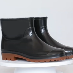 รองเท้าบู๊ตกันน้ำสำหรับผู้ใหญ่พร้อมพื้นรองเท้าหนังวัว รองเท้าผู้ชายแบบเรียบง่าย รองเท้าบู๊ตยางสำหรับงานก่อสร้าง รองเท้าบู๊ตกันน้ำสั้น รองเท้าครัว รองเท้าผู้ชายกันลื่น