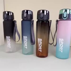 560ml Gradient Sports Water Bottle with Easy-Carry Strap Leak-Proof PC Material BPA-Free Ideal for Gym Hiking