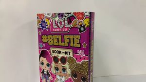 LOL Surprise! #Selfie Book And Kit Boxset with Cut Out Photo Props Sticks Stickers & Book