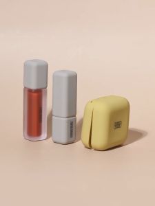 Set Son Môi GOGO Bộ 3 Món Make up Son Kem Phấn Bắt sáng Học Sinh. Mua 1 Tặng 1 Son
