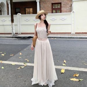 CHANGTONG | Đầm Dây Thêu Hoa Lệ Độc Đáo
