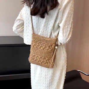 (COD)Summer Beach Bag Straw tassel Hand-woven Crossbody Bag Hollow Bucket Bag Bohemian fashion