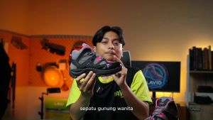 Sepatu Lavio CW Hiking Gunung Wanita Women Cewek Axton Booster Mood Adventure Outdoor Touring