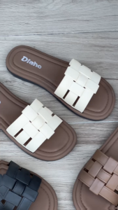 New Womens Korean Style Flat Sandals - Slip-On Open-Toe Slippers for Home & Outings - Comfortable & Versatile for Casual Wear