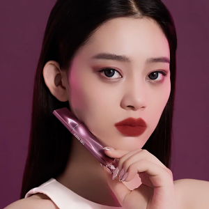 TIME PHORIA NEBULA VELVET LIP CREAM