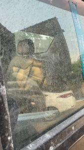 น้ำยา ขจัด คราบ บนกระจก น้ำบน น้ำยาขัด ขัดสีรถ สแตนเลส โครเมี่ยม คราบหินปูน คราบตะกรัน ฝังแน่น ผ้าไมโครไฟเบอร์