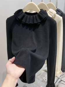 LUOSHAO | Floral Collar Slim-Fitting Knit Sweater
