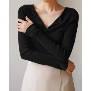 เสื้อสเวตเตอร์ถักสีเทาสไตล์ฝรั่งเศสสำหรับผู้หญิง ทรงเข้ารูป เสื้อชั้นใน คอกลม แขนยาว ทรงปกติ ฤดูใบไม้ร่วง 2023