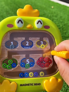 Magnetic Maze Chicken Design Magnetic Pen Board Baby Logical Thinking Exercise Puzzle Motor Skills Toys For Boys Girls