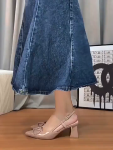 6CM/2.3inches Korean fashion Pointed high heel  Thick soled  high heel for women formal office shoes soft Leather heel Business shoes with heels work heels Elegant