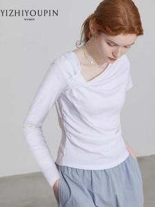 Unique Design Fitted T-shirt