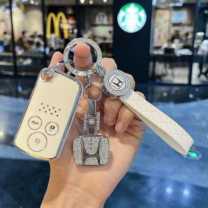 Honda Leather Car Keychain: A Stylish & Functional Accessory