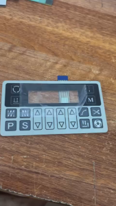 Tấm dán màn hình BAOYU ĐEN chữ PS 2 VÒNG TRÒN lắp cho máy may công nghiệp (GIÁ 1 CÁI)