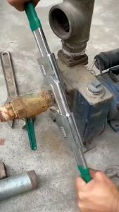 Mỏ lết Chữ F với Khả Năng Vặn Ren Téc Mỏ Lết Kìm nước chữ F Vặn Ống - Hợp Kim Chất Lượng Cao - Kim Khí Thanh Tùng