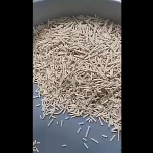 🐱【READY-STOCK】Premium Quality Super Clumping Natural Cat Litter sand Tofu 6L /Wangi Pasir Kucing Toufu Cat Litter/Super Clumping Tofu Litter/高级豆腐猫砂 易结块 除异味 冲洗马桶 公爵猫砂
