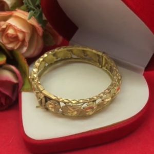 กำไลคลิปล็อคทองเหลือง ลายใบไม้ 5.3 ซม. งานทองเหลือง ไม่ได้ชุบ คุณสมบัติและเป้าหมายเพิ่มเติมลงในรูปแบบทองเหลือง ทุกๆ คนใช้ ละออร์เดอร์