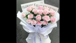 กระดาษห่อช่อดอกไม้   วัสดุกันน้ำ  30x45 ซม  20 แผ่น/แพ็ค  ใช้ได้กับดอกไม้สดและดอกไม้ประดิษฐ์