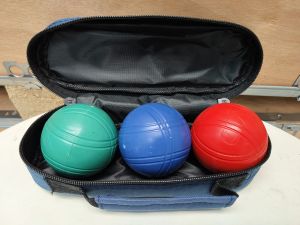 Plastic Bocce Balls set of 3 pcs with Bag 67cm diameter in easy carryon bag