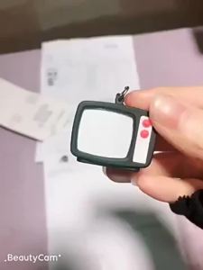Bandai | Móc Khóa TV Cổ Điển LED Phát Sáng Phát Nhạc Quà Tặng Giáng Sinh Đồ Chơi Khôi Hài Móc Treo Túi Cho Bạn Bè Phụ Kiện Anime Quà Tặng Nhựa