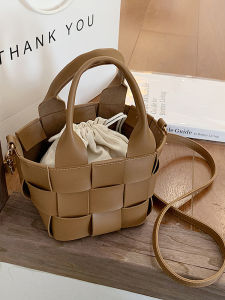 Túi Đeo Chéo Nhỏ Thời Trang INS Túi Đeo Vai Thắt Lưng Đan Túi Xô Cầm Tay Túi Xô Đeo Chéo Túi Đeo Vai Cho Nữ Túi Xô Đan Mềm