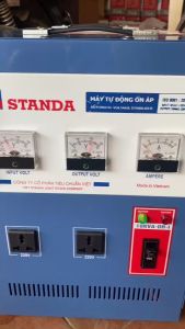 Ổn Áp Standa 10KVA DR-I dải 50-250V THẾ HỆ MỚI CÓ 3 DỒNG HỒ VÀ 2 Ổ CẮM