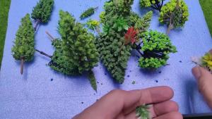 Simulation Model Grass/Tree Set Plant Materials for HO Scale Building/Railway/Military Sand Table Layout Mixed Sizes 40Pcs/Set