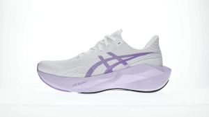 ASICS Women NOVABLAST 6 Running Shoes in White/Murasaki