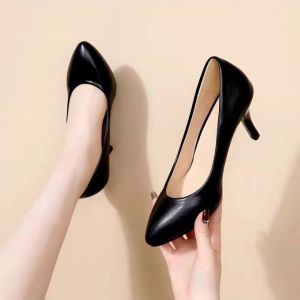 รองเท้าส้นสูงสำหรับผู้หญิง รองเท้าทำงานแบบมีสายรัดส้นแบนแบบสวมหัวกลมสีดำ รองเท้าทำงานสำหรับผู้บริการอากาศยาน รองเท้าผู้หญิงสำหรับสอบสัมภาษณ์