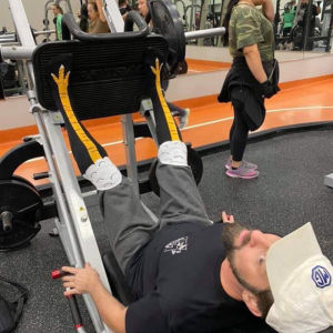 สัตว์การ์ตูนคอสเพลย์บ้าออกกำลังกายยิม deadlift แข็งแรงฮาโลวีนแปลกไก่ขาเข่าสูงถุงเท้าของขวัญตลก calcetines