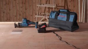 Dong Cheng 20Vmax Cordless Brushless Reciprocating Saw 22mm DCJF22EK / DCJF22Z