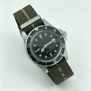 39.5mm Diver Retro Watch sapphire Glass NH35 calendar Men Watch NH35/36 Automatic Movement Watch stainless steel Vintage Watch
