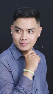 Gelang Batu Alam Fosfor Nyala Menyala di Gelap Glow in the Dark untuk Pria Wanita