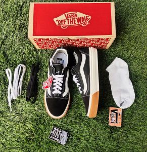 SEPATU VANSSE OLDSKUL BLACK WHITE BEMPER GUM OG WAFLE DT BNIB MADE IN CHINA SEPATU PRIA SEPATU WANITA SEPATU SNEAKERS SEPATU PRIA SEPATU