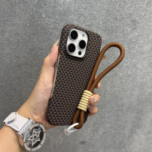 Maglev Gold Carbon Fiber Pattern Phone Case for Apple 16 pro Max Simplistic Large Hole Semi-Enclosed Design High-End Feel
