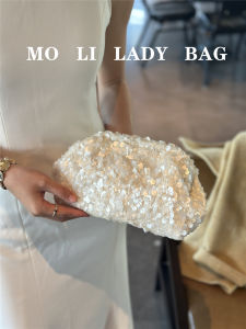 Sweet French retro niche fish scales and sequined cloud dumplings fashionable and versatile hand-held cross-body bag for women