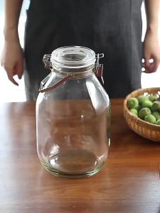 Glass Seal Jar