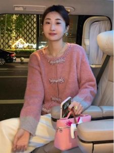 WANGGONGZHU | New Chinese Style Loose Long Sleeve Sweater Coat Women Autumn Winter Comfortable Knitted Cardigan Single Button Round Neck Design