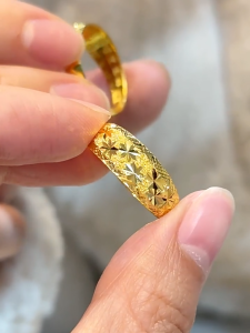 แหวนทองแท้ ลายโปร่งหน้ามน น้ำหนัก (0.6 กรัม) ทองคำแท้ 96.5% มีใบรับประกันสินค้า ขายได้ จำนำได้ จัดส่งฟรี!!!