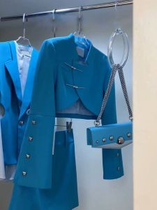 สีน้ําเงิน ฤดูใบไม้ร่วง ชุดยุโรประดับไฮเอนด์ขนาดเล็กเดรส หรูหรา สตรีทสไตล์ Chanel Trend ชุดสองชิ้น โพลีเอสเตอร์ ชุดทํางาน