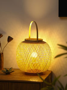 YILI | Chinese Style Bamboo Handcrafted Table Lamp