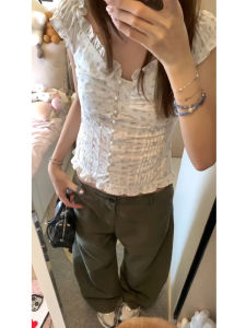 French Lace Wooden Ear Flower V-neck Womens Summer New Style Spicy Girl Hong Kong Style Slim Fit Short Folded Feeling Top