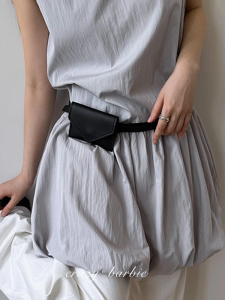 Fashionable Mini Square Waist Bag for Women Decorative Elegant Design Crossbody Bag Suitable for All Genders