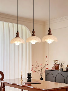 DGY | Retro American Style Three-Headed Chandelier