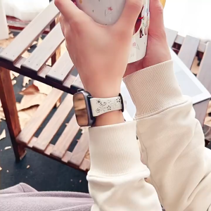 Silicone flowers band For Redmi Watch 4 5 6/Xiaomi Mi Band 9Pro/8Pro Two-color flower carving cute Bracelet
