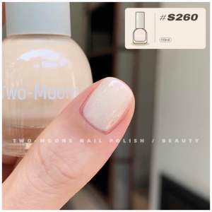 【SG Instock】Two Moons Glitter Aurora WaterBased Non Toxic Peelable Nail Polish