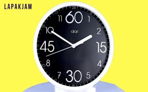 Jam Dinding Analog Hiasan Rumah Minimalis Unik Besar Alari AL7177 Black Original BestSeller