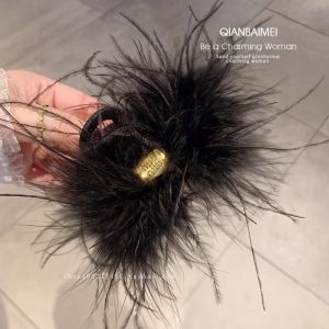 Elegant Feather Half Updo Hair Clip Womens Style Furry Ostrich Feather Hair Clip Fashionable French Style Hair Accessories